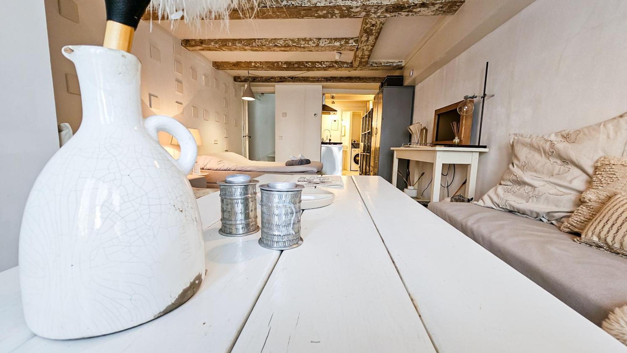 The White Wilde - Studio In A Historic Canalhouse From 1799 Amsterdam Exterior foto