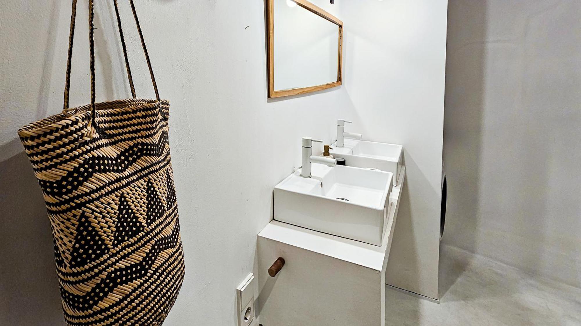 The White Wilde - Studio In A Historic Canalhouse From 1799 Amsterdam Exterior foto