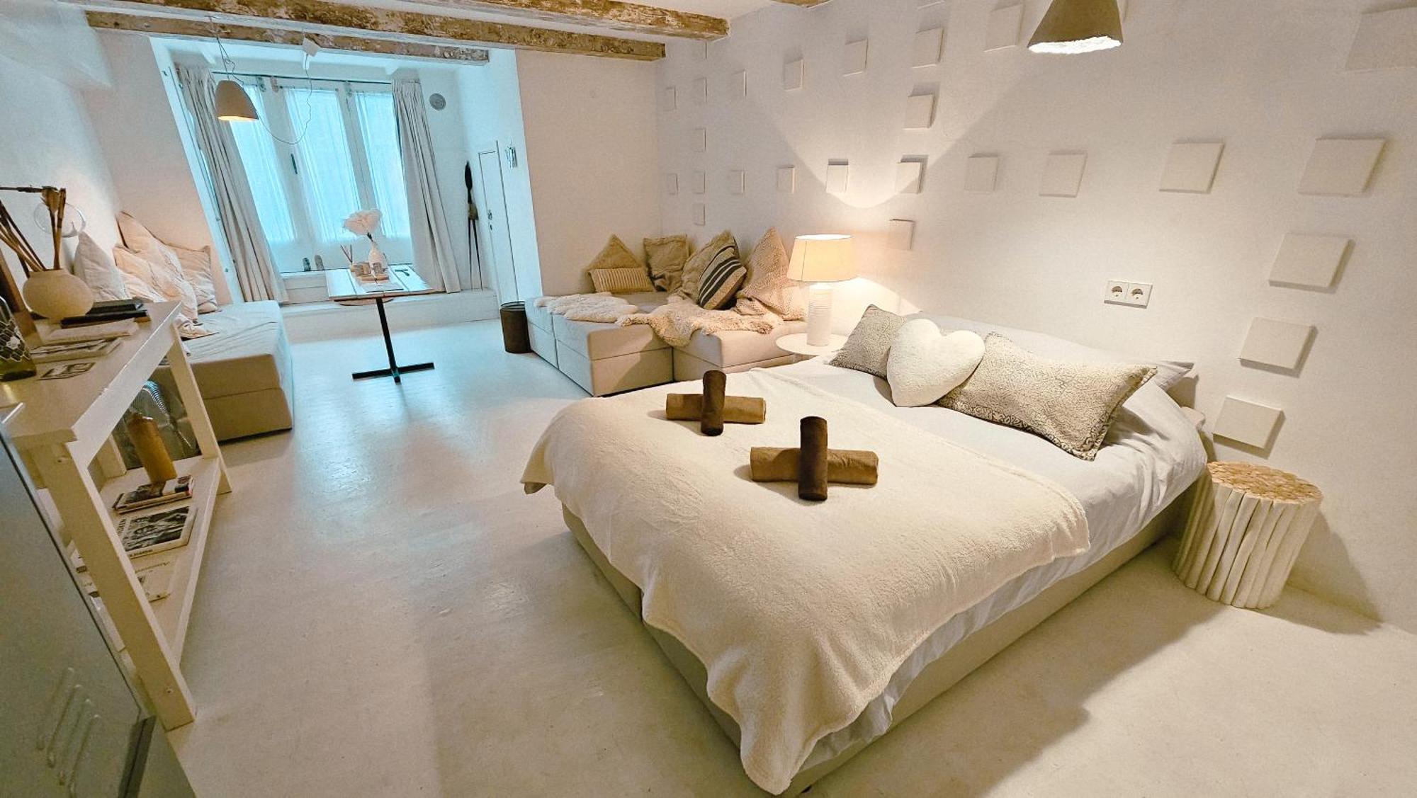 The White Wilde - Studio In A Historic Canalhouse From 1799 Amsterdam Exterior foto